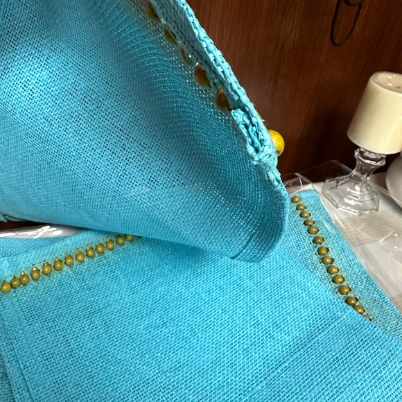 Celebrating Home woven paper and wood beads kitchen placemats - Picture 5 of 13